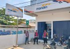 Anggota Polsek Batujaya Ciptakan Keamanan di Bank Mandiri Unit Batujaya dan mengantisipasi terjadinya Pencurian/Pembobolan ATM 