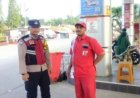 Kunjungi SPBU, Prekat Polsek Banyusari Berikan Rasa Aman