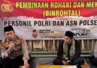 Tingkatkan Keimanan, Polsek Klari Laksanakan Binrohtal dan Santuni Anak Yatim