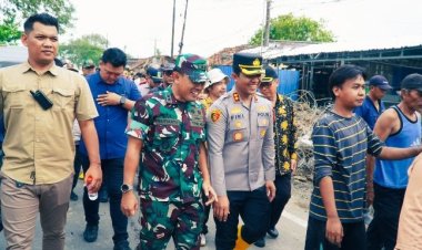 Kamis hingga Jumat, Polres Karawang Berikan Pelayanan Pengamanan Penuh Penataan Saluran Kali Apoor Jayakerta