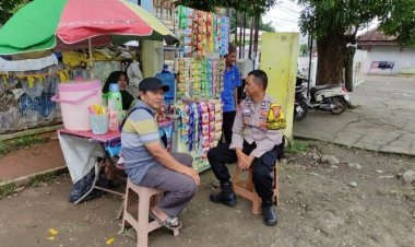 Bhabinkamtibmas Polsek Telagasari Sebar Pesan Kamtibmas Kepada Warga Binaan 