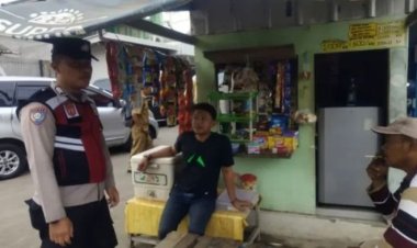 Gelar Jumat Curhat, Polisi Banyusari Dengarkan Keluhan Warga