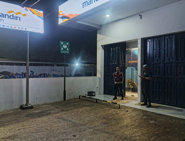Cegah GU Kamtibmas di Bank Mandiri Unit Batujaya oleh Anggota Polsek Batujaya