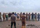 Kapolsek Pakisjaya Bersama Muspika Dan Pemdes Tanjungpakis Gelar Aksi Bersih-bersih (ASRI) Di Kawasan Pantai Wisata Tanjungpakis Karawang