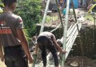 Wujud Bakti Polri: Satbrimob Polda Jabar dan Warga Tuntaskan Pembangunan Jembatan Vital di Kadipaten