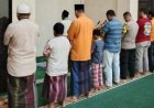 Polsek Klari Gelar Tarawih di Masjid Al Danish Hari Pertama Bulan Ramadhan